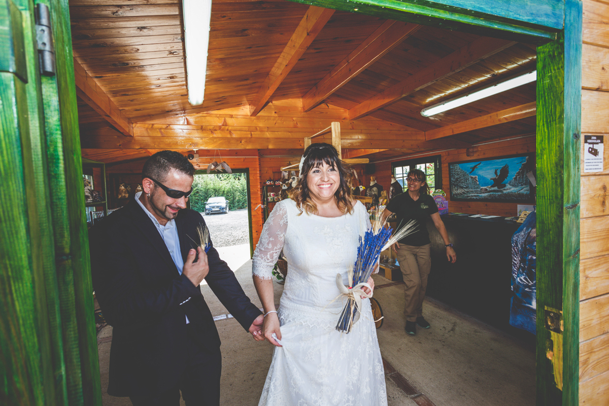 Una boda en Tierra Rapaz