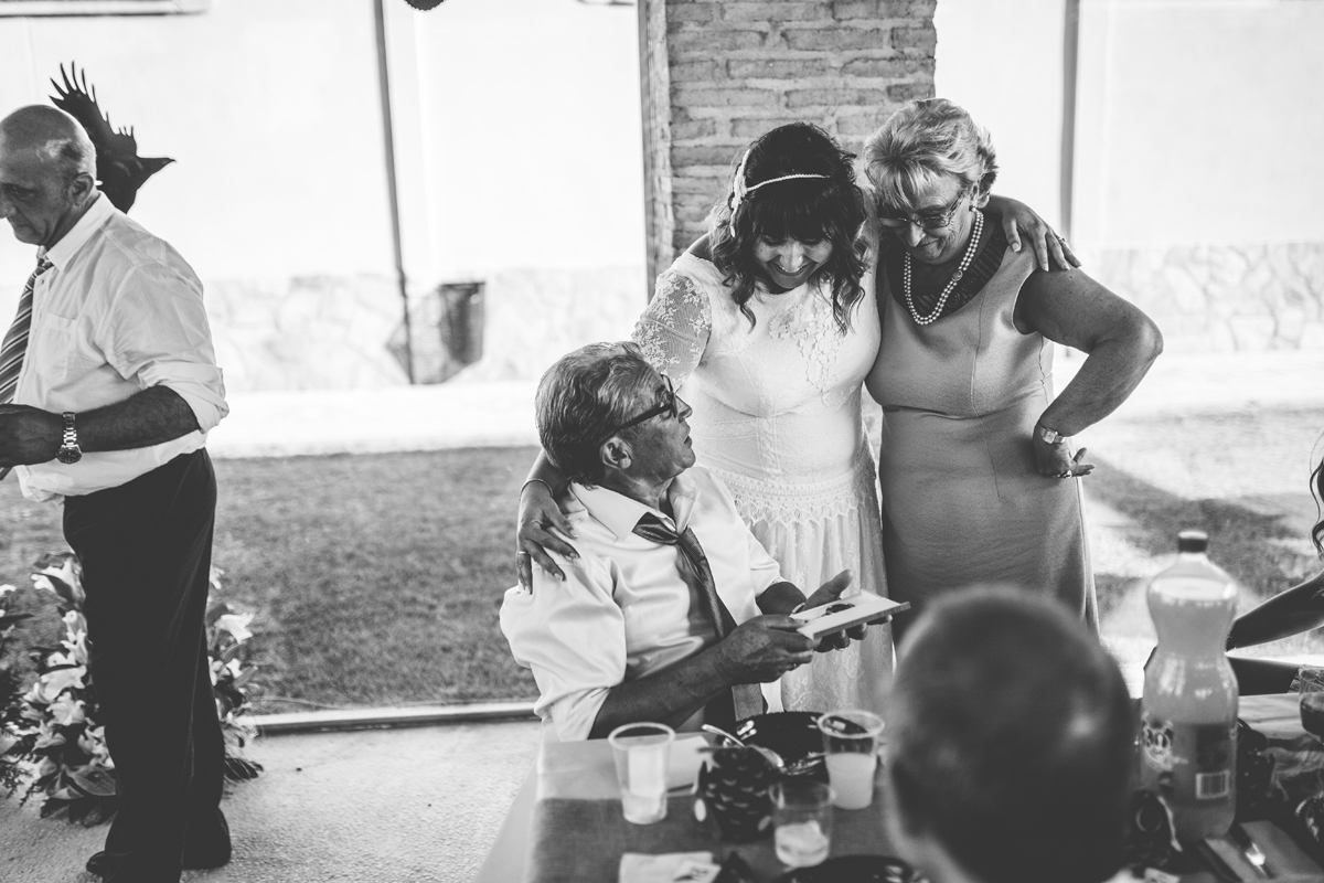 Una boda en Tierra Rapaz